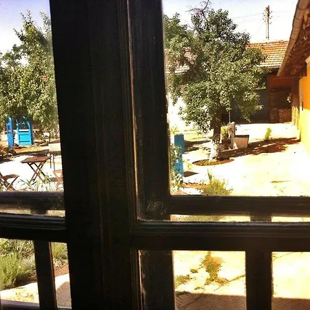 Odyssey Gate Veliko Tŭrnovo